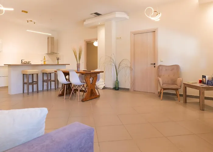 Mirabilia Deluxe * Arillas (Corfu)